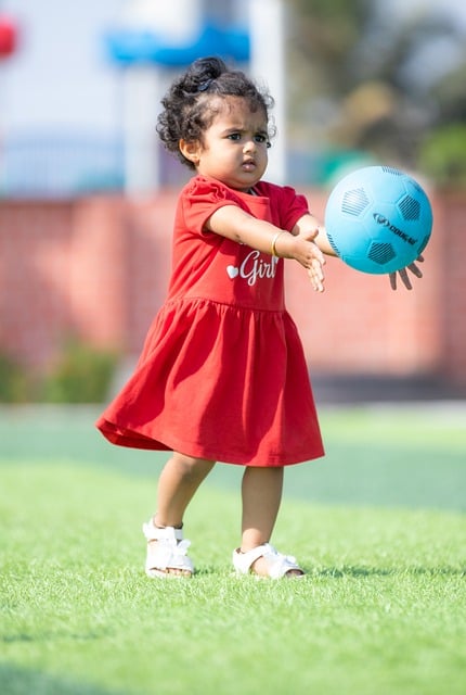 法兰克福主帅：战巴萨将面临苦战；必须集体对亚马尔进行防守