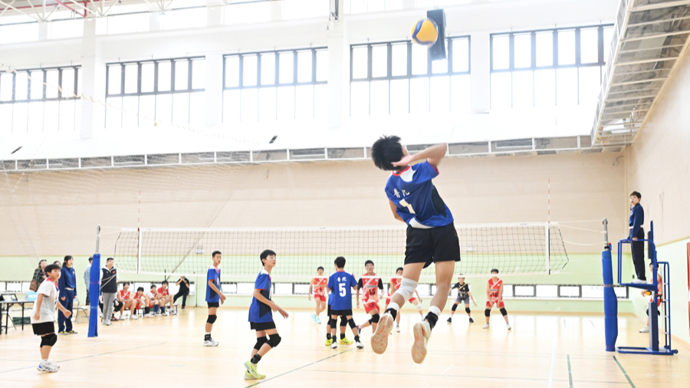 欧冠进球榜更新：梅西连续破门,